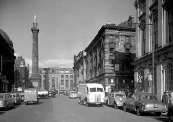 Blick die Grey Street hinauf zum Grey
